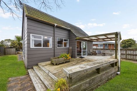 Photo of property in 19 Morrow Avenue, St Andrews, Hamilton, 3200