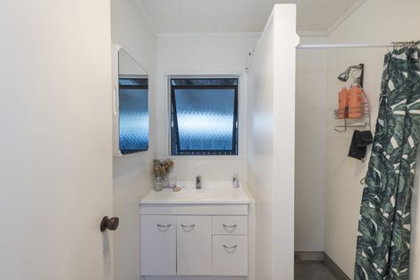 Photo of property in 53a Benmore Avenue, Cloverlea, Palmerston North, 4412