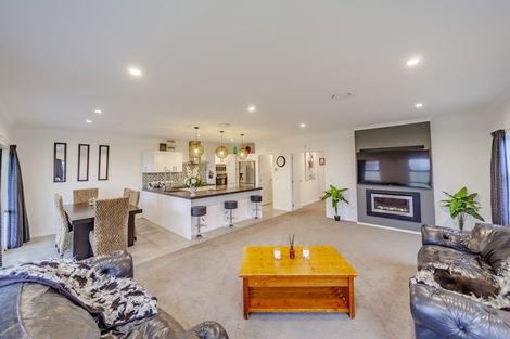 Photo of property in 24 Pukaki Place, Poraiti, Napier, 4112