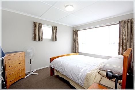 Photo of property in 22 Edinburgh Terrace, Foxton Beach, Foxton, 4815