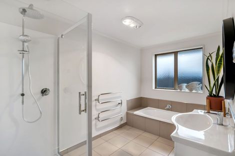 Photo of property in 36 Sovereign Gardens, Halswell, Christchurch, 8025