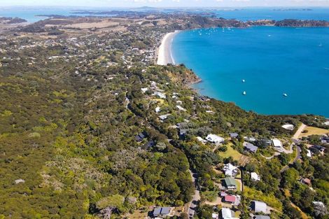 Photo of property in 136 Waiheke Road, Waiheke Island, 1971