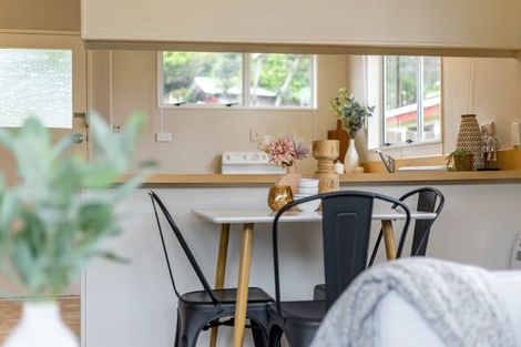 Photo of property in 2/6 Cluny Road, Plimmerton, Porirua, 5026