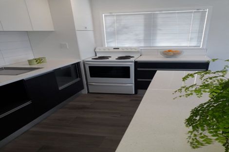 Photo of property in 3/5 Felton Mathew Avenue, St Johns, Auckland, 1072