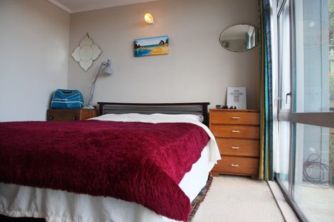 Photo of property in Mccallister Heights, 4/381 Adelaide Road, Newtown, Wellington, 6021