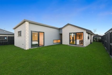 Photo of property in 8 Probert Crescent, Chartwell, Hamilton, 3210