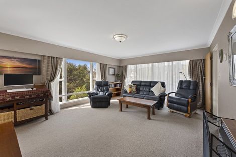 Photo of property in 68 Holborn Drive, Stokes Valley, Lower Hutt, 5019