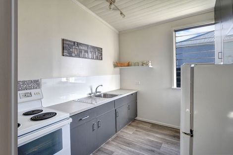 Photo of property in 35 Wesley Street, South Dunedin, Dunedin, 9012