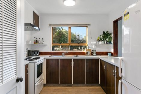 Photo of property in 2/6 Shera Street, Acacia Bay, Taupo, 3330