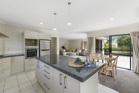 Photo of property in 67 Awatea Avenue, Paraparaumu, 5032