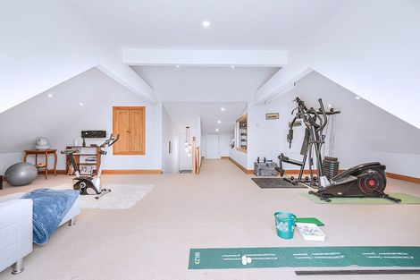 Photo of property in 9 Woodstock Road, Fairfield, Hamilton, 3214