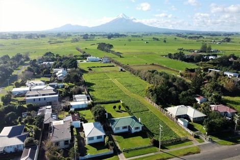 Photo of property in 81 Whitcombe Road, Opunake, 4616