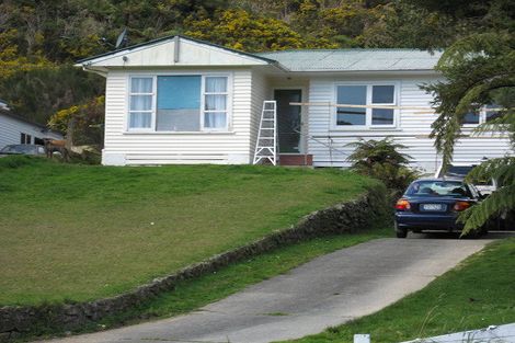 Photo of property in 73 Coast Road, Wainuiomata, Lower Hutt, 5014
