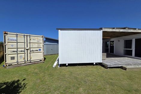 Photo of property in 105 Taupata Way, Matarangi, Whitianga, 3592