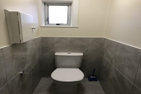 Photo of property in 19 Lyford Crescent, Sunnynook, Auckland, 0620