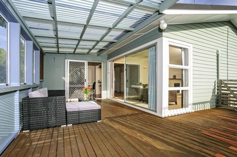 Photo of property in 1 Lynn Road, Bayview, Auckland, 0629