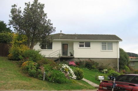 Photo of property in 8 Nassau Avenue, Grenada North, Wellington, 5028