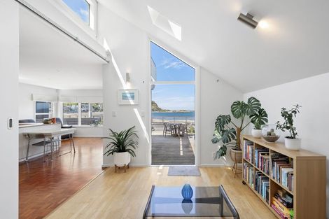 Photo of property in 70 Owhiro Bay Parade, Owhiro Bay, Wellington, 6023