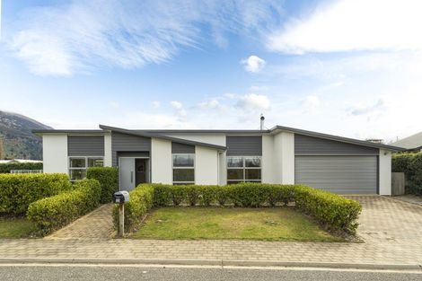 Photo of property in 13 Timsfield Drive, Lake Hawea, Wanaka, 9382