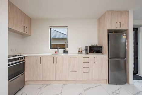 Photo of property in 3/27 Waiwhetu Road, Waiwhetu, Lower Hutt, 5010