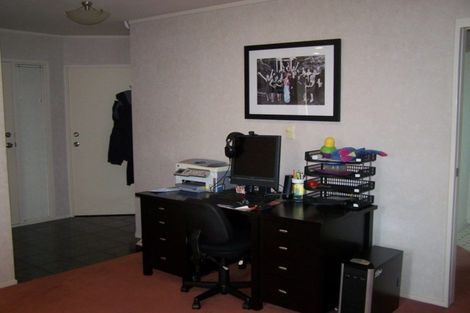 Photo of property in 76 Burswood Drive, Burswood, Auckland, 2013