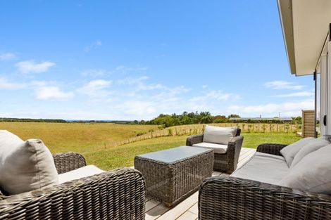 Photo of property in 11 Leith Road, Okato, New Plymouth, 4374