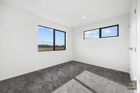 Photo of property in 18 Kaititiko Road, Rosehill, Papakura, 2113