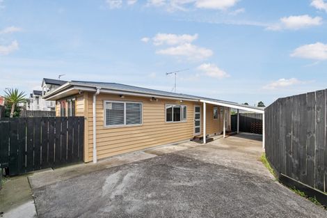Photo of property in 16b Ropata Avenue, Point England, Auckland, 1072