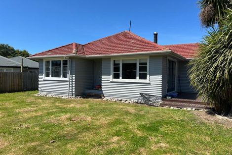 Photo of property in 13 Cross Street, Coalgate, 7673