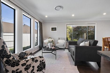 Photo of property in 25 Trump Place, Kelvin Grove, Palmerston North, 4414