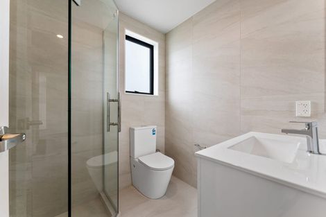 Photo of property in 26 Whare Kauri Road, Papakura, 2110