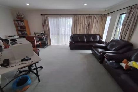 Photo of property in 13 Amylynn Place, East Tamaki, Auckland, 2016