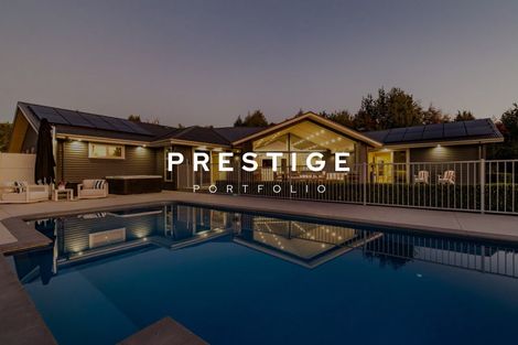 Photo of property in 12 Spur Road, Havelock North, 4130