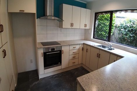 Photo of property in 1/30 Galloway Crescent, Farm Cove, Auckland, 2012