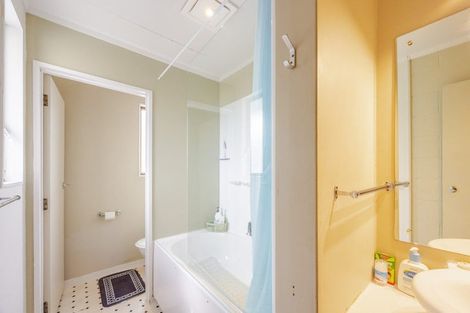 Photo of property in 5/702 Grays Road, Mahora, Hastings, 4120