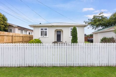 Photo of property in 4 Anzac Avenue, Morrinsville, 3300
