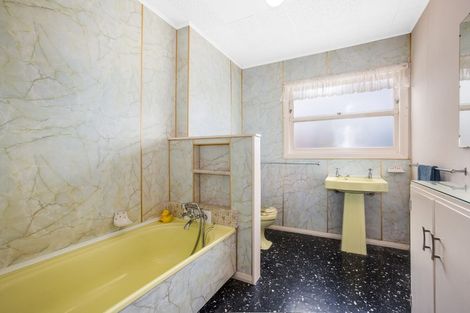 Photo of property in 121 Matatua Road, Raumati Beach, Paraparaumu, 5032