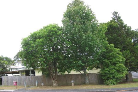 Photo of property in 17 Sequoia Place, Sunnynook, Auckland, 0620