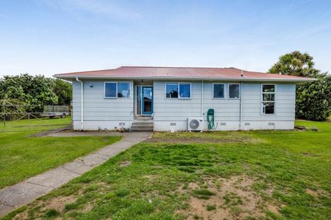 Photo of property in 9 Hughson Place, Opunake, 4616