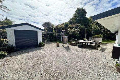 Photo of property in 195 Sale Street, Hokitika, 7810