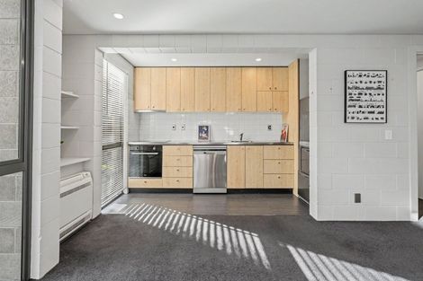 Photo of property in 2/868 Colombo Street, Christchurch Central, Christchurch, 8013