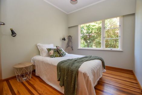 Photo of property in 50 Kent Street, Carterton, 5713