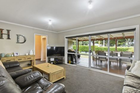 Photo of property in 5 Settlement Road, Papakura, 2110