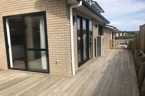 Photo of property in 58 Cirrus Way, Ranui, Auckland, 0612