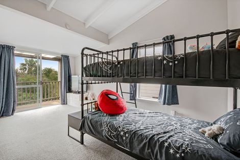 Photo of property in 2 Foster Crescent, Snells Beach, 0920