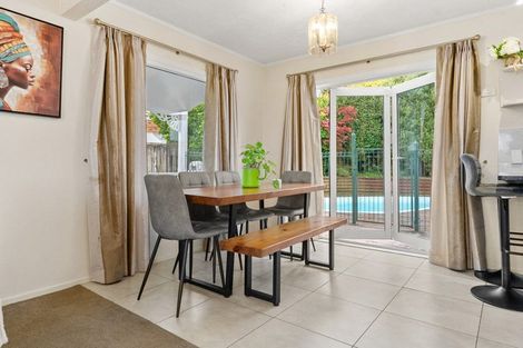 Photo of property in 67 Eugenia Rise, Totara Heights, Auckland, 2105