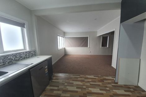 Photo of property in 6 Willis Road, Papakura, 2110