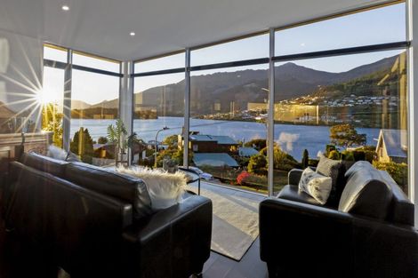 Photo of property in 468 Peninsula Road, Kelvin Heights, Queenstown, 9300