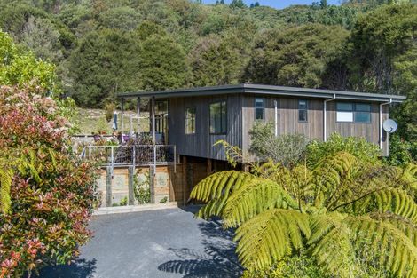 Photo of property in 71a Milton Terrace, Picton, 7220