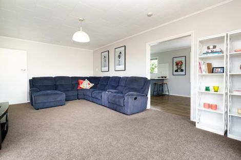 Photo of property in 6 Wynyard Crescent, Tamatea, Napier, 4112